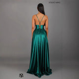 Women's sleeveless summer dress - solid color, european & american style, sexy v-neck, french-inspired, stunning spaghetti strap dress