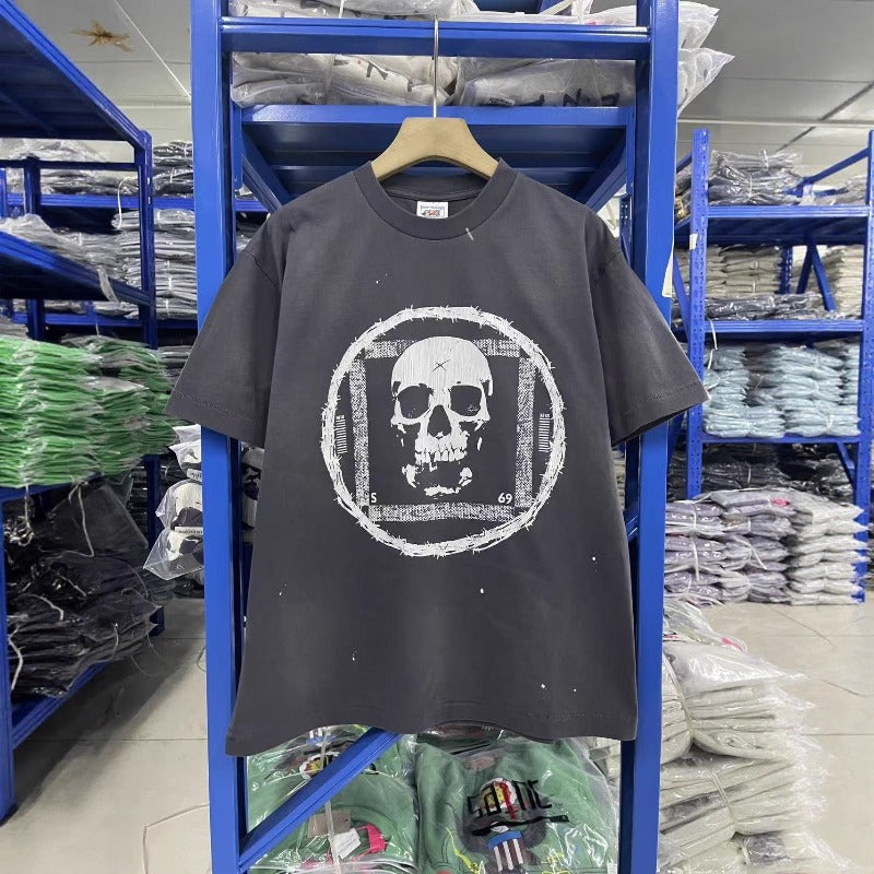 saint m t shirts  s.m. crew neck t-shirt with skull graphic