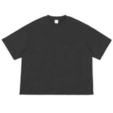 High-quality, pure cotton, short-sleeved, oversized t-shirt in a trendy, european and american style. this heavyweight tee features a drop-shoulder design and is perfect for men